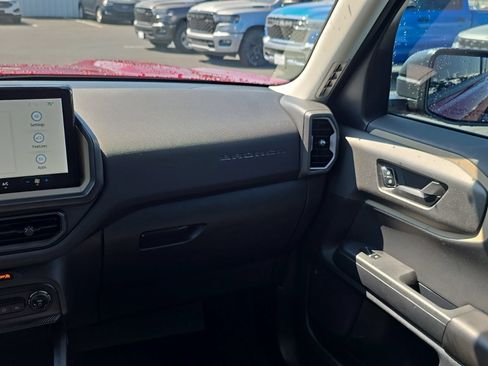 Used 2025 Ford Bronco Sport Big Bend AWD/4WD image 17