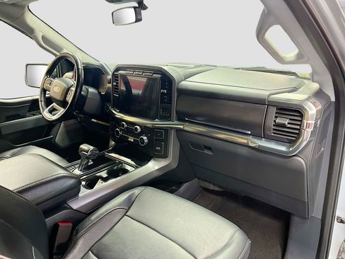 Used 2022 Ford F150 Lariat w/ Equipment Group 502A High AWD/4WD image 30