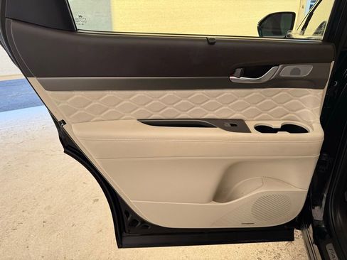 Used 2021 Hyundai Palisade Calligraphy image 18