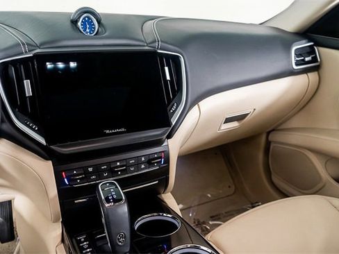 Used 2022 Maserati Ghibli Modena image 45