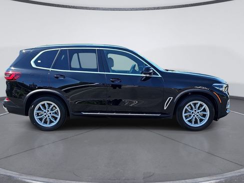 Used 2023 BMW X5 sDrive40i w/ Parking Assistance Package RWD image 2