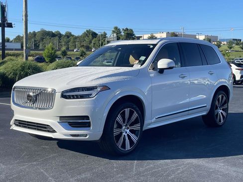 Certified 2023 Volvo XC90 B6 Ultimate w/ Protection Package Premier AWD/4WD image 3