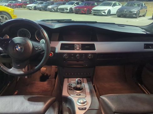 Used 2006 BMW M5 image 11
