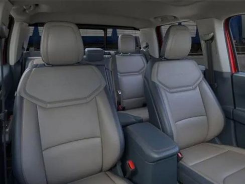 New 2025 Ford Maverick Lariat image 9