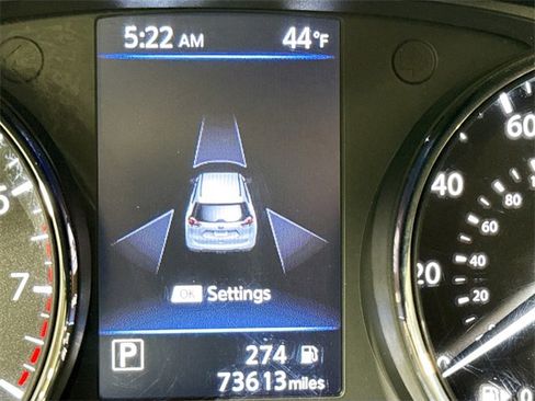 Used 2020 Nissan Rogue SV image 14