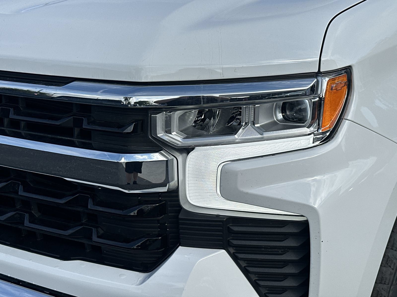 Used 2024 Chevrolet Silverado 1500 LT AWD/4WD image 11