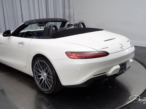 Used 2018 Mercedes-Benz AMG GT Roadster image 19