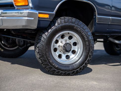 Used 1989 Dodge D/W Truck 350 image 4