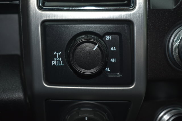 Used 2019 Ford F150 Platinum w/ Equipment Group 701A Luxury AWD/4WD image 30