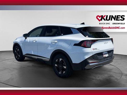 Used 2026 Kia Sportage LX FWD image 8