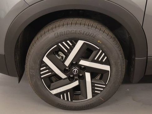 New 2026 Nissan Kicks SV w/ Cold Weather Package FWD image 8