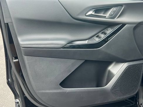 New 2027 Chevrolet Equinox LT FWD image 10