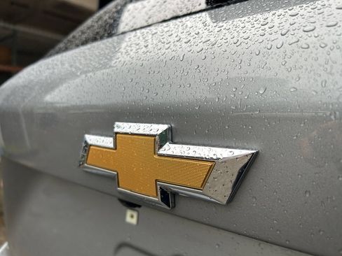 Used 2025 Chevrolet Equinox LT AWD/4WD image 32