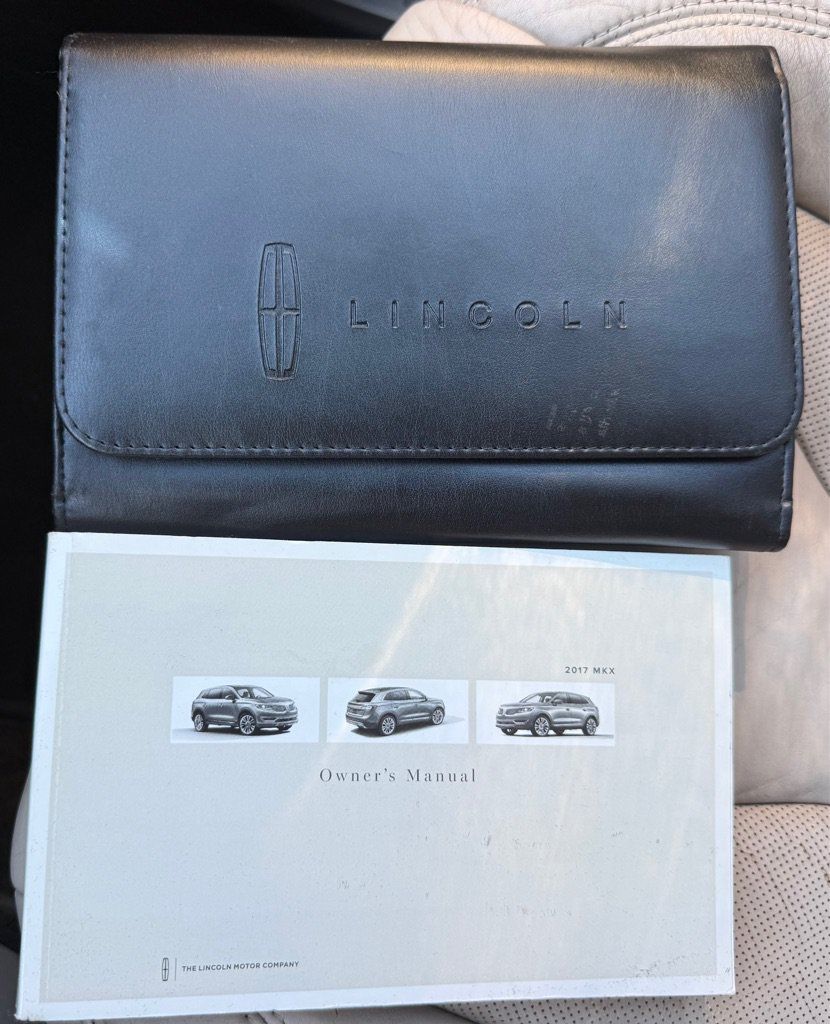 Used 2017 Lincoln MKX Select w/ Select Plus Package FWD image 13