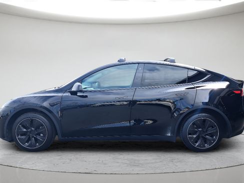 Used 2021 Tesla Model Y Long Range AWD/4WD image 6