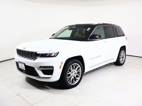 Used 2022 Jeep Grand Cherokee Summit w/ Adv Protech Group IV image 10