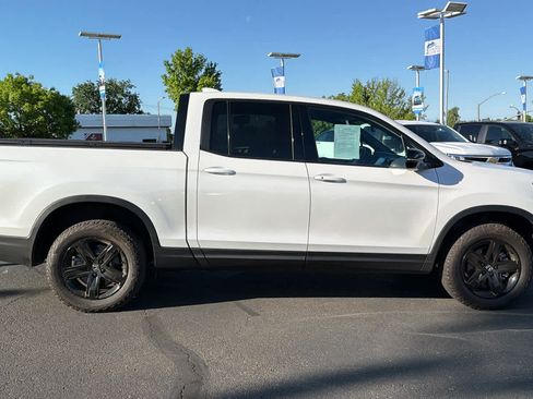 Used 2023 Honda Ridgeline Black Edition image 4