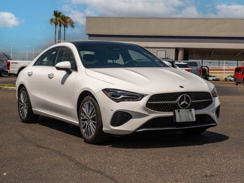 Used 2025 Mercedes-Benz CLA 250 image 1