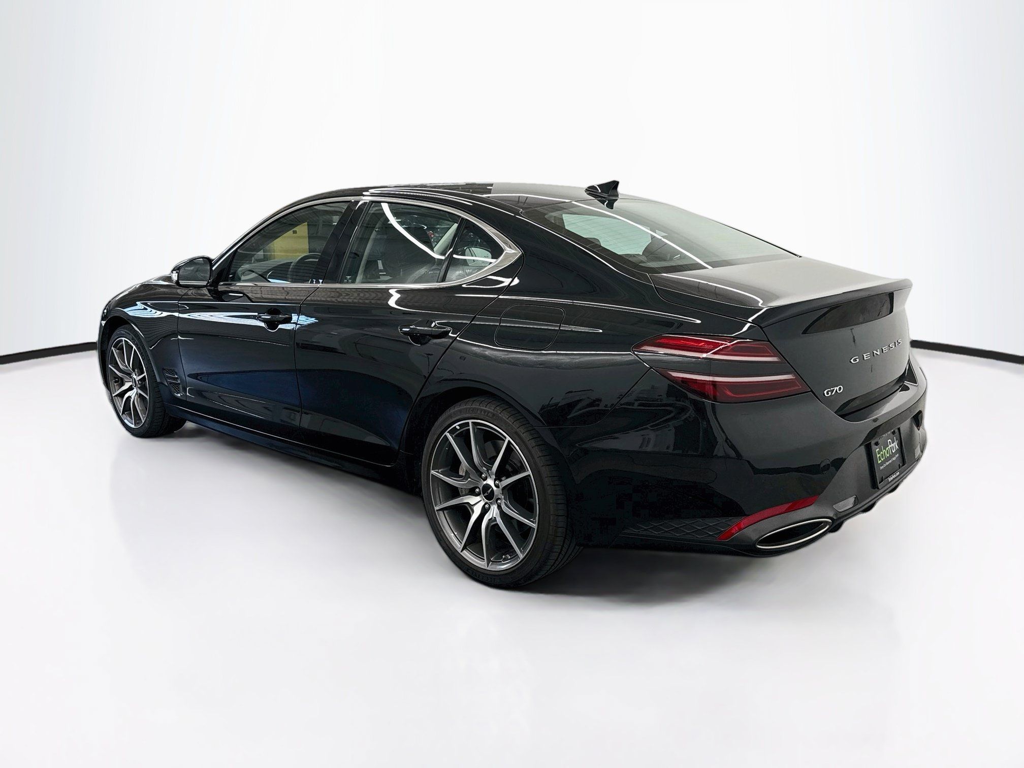 Used 2026 Genesis G70 2.5T RWD image 5