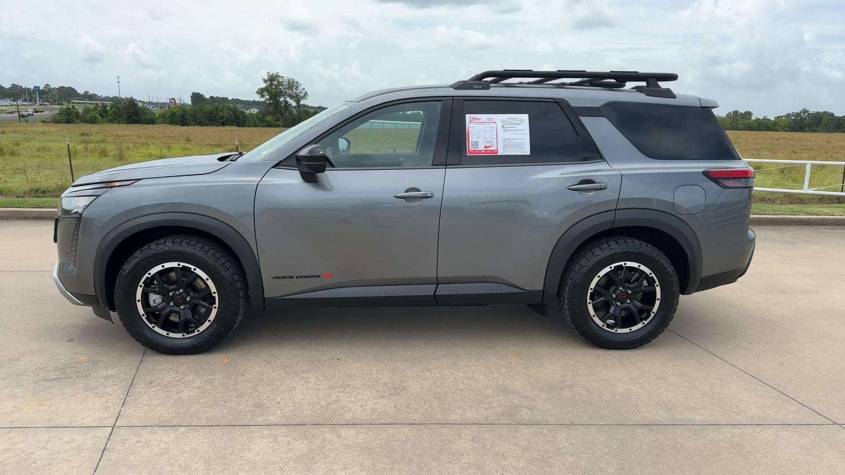 Used 2026 Nissan Pathfinder Rock Creek AWD/4WD image 5