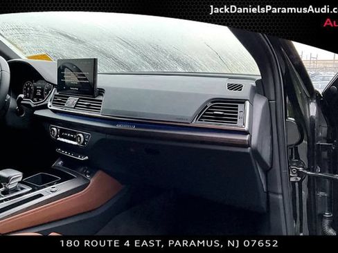 Used 2023 Audi Q5 2.0T Prestige w/ Prestige Package AWD/4WD image 14