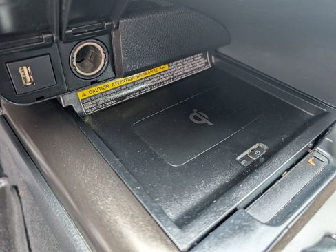 Used 2021 Toyota Camry XSE image 16