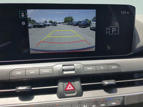 New 2025 Kia K4 LXS image 17