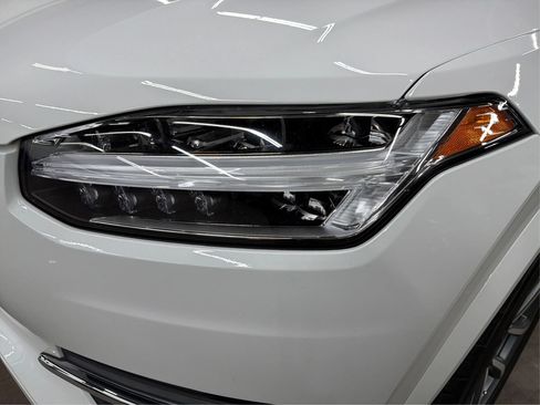 Used 2019 Volvo XC90 T6 Momentum w/ Protection Package Premier AWD/4WD image 43