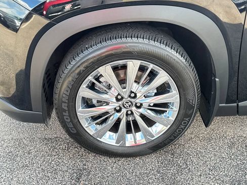 Used 2024 Toyota Grand Highlander AWD image 45