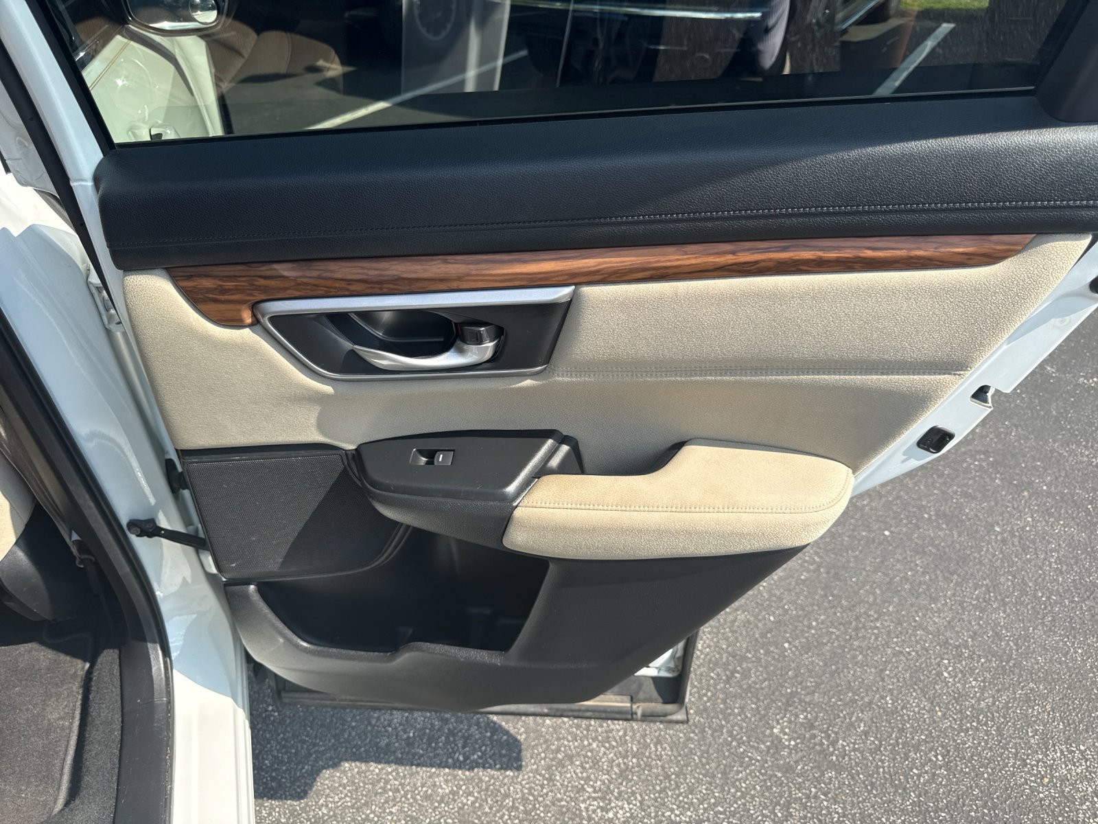 Used 2020 Honda CR-V EX image 25