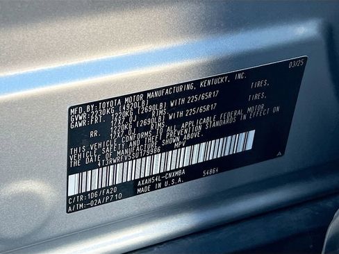 Used 2025 Toyota RAV4 XLE image 29