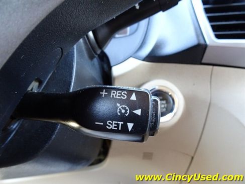 Used 2009 Toyota Venza AWD image 22