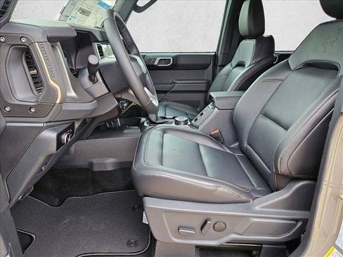 New 2026 Ford Bronco Badlands AWD/4WD image 4