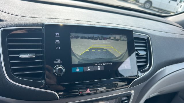 Used 2021 Honda Pilot EX image 24