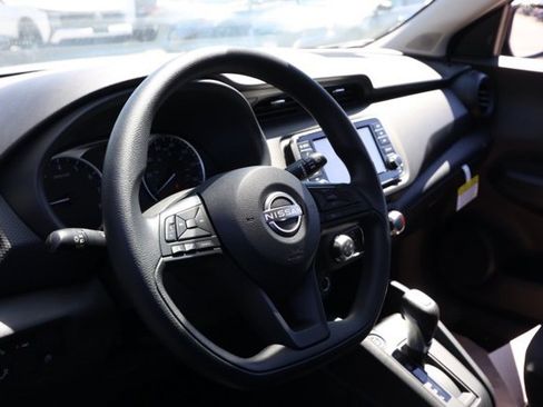 New 2025 Nissan Kicks Play S image 14