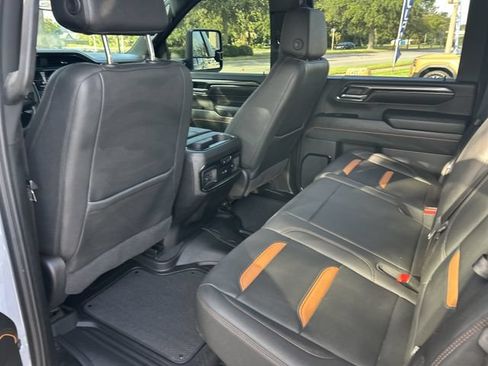 Used 2024 GMC Sierra 2500 AT4 w/ AT4 Premium Plus Package AWD/4WD image 32
