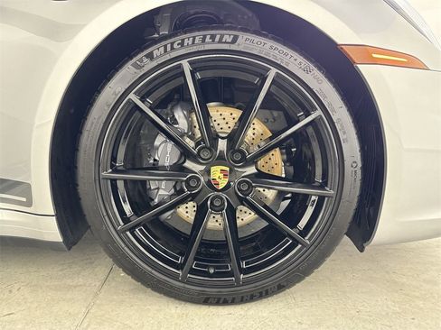 Certified 2024 Porsche 911 Carrera T image 15