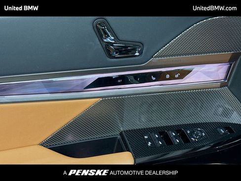 Used 2023 BMW 740i w/ Parking Assistance Package image 3