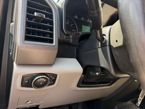Used 2018 Ford F250 XL w/ Power Equipment Group AWD/4WD image 29