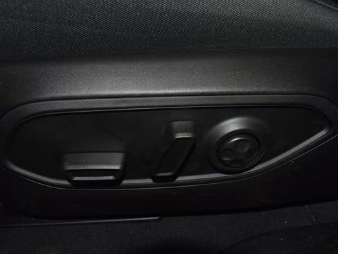 New 2026 Jeep Grand Cherokee L Laredo image 13