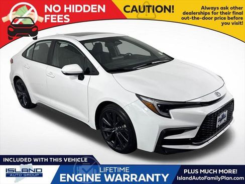 Certified 2024 Toyota Corolla SE w/ SE Premium Package FWD image 1