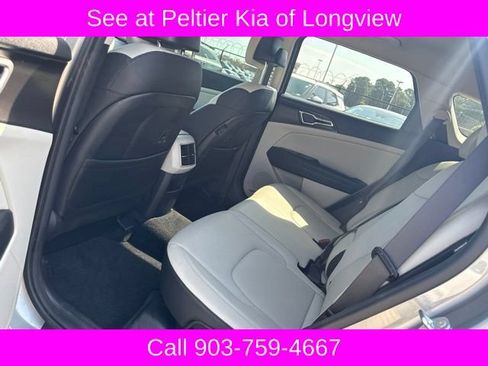 Used 2024 Kia Sportage EX FWD image 12