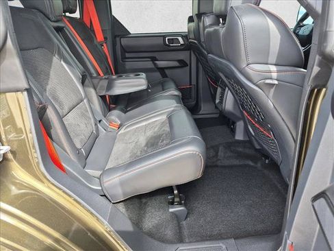 Used 2025 Ford Bronco Raptor AWD/4WD image 19