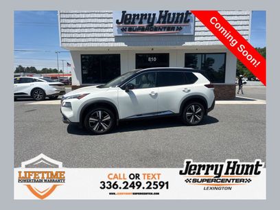 Used 2023 Nissan Rogue SL