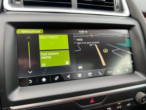 Used 2020 Jaguar E-PACE SE image 42