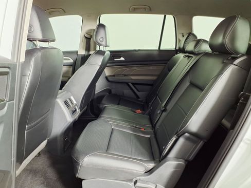 Used 2022 Volkswagen Atlas SE FWD image 14