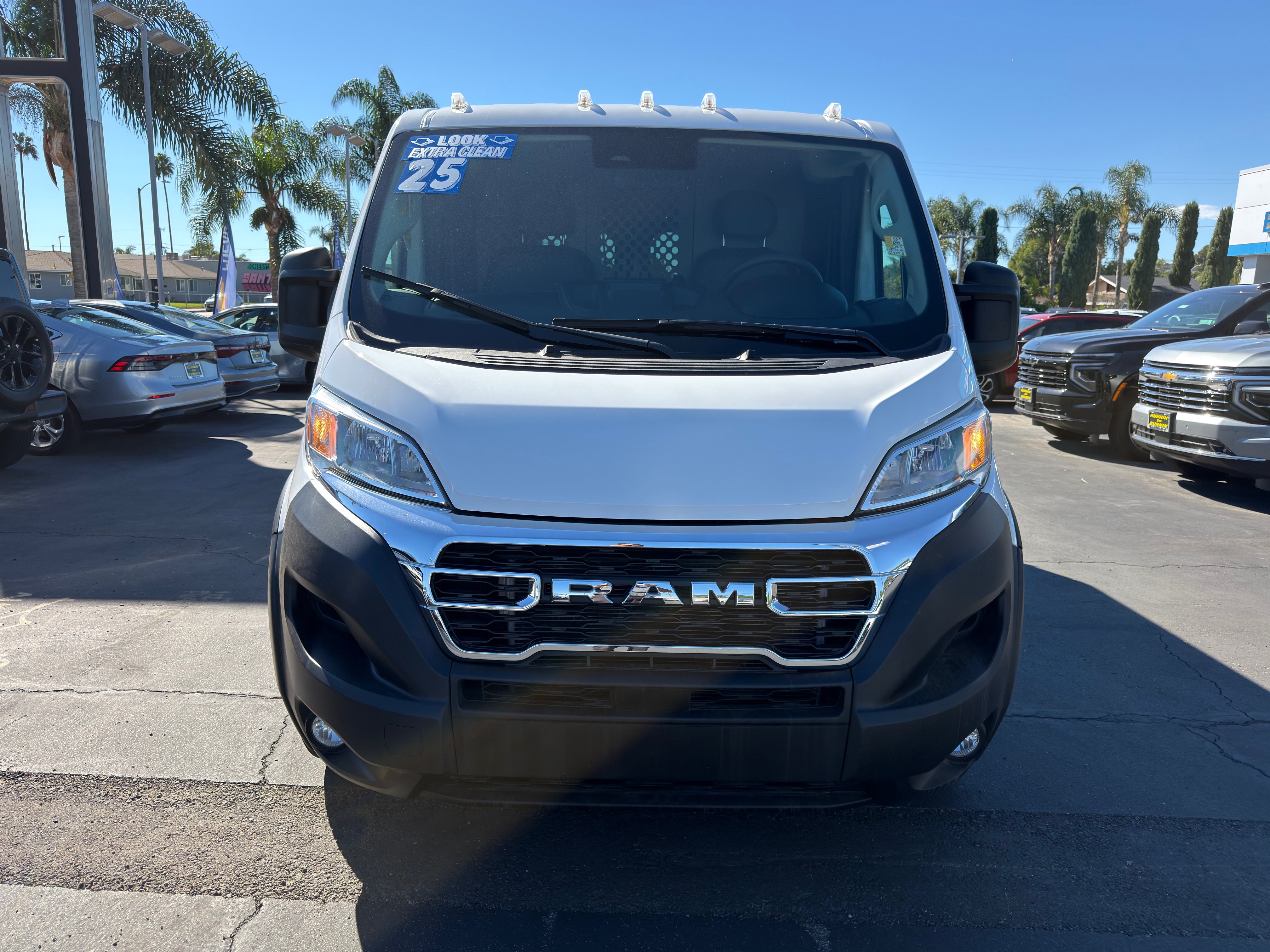 Used 2025 RAM ProMaster 2500 w/ U-Haul Equipment Group FWD image 3