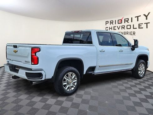 New 2026 Chevrolet Silverado 2500 High Country w/ Technology Package AWD/4WD image 4