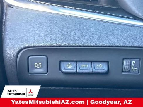 Used 2023 Buick Enclave Avenir w/ Avenir Technology Package image 14