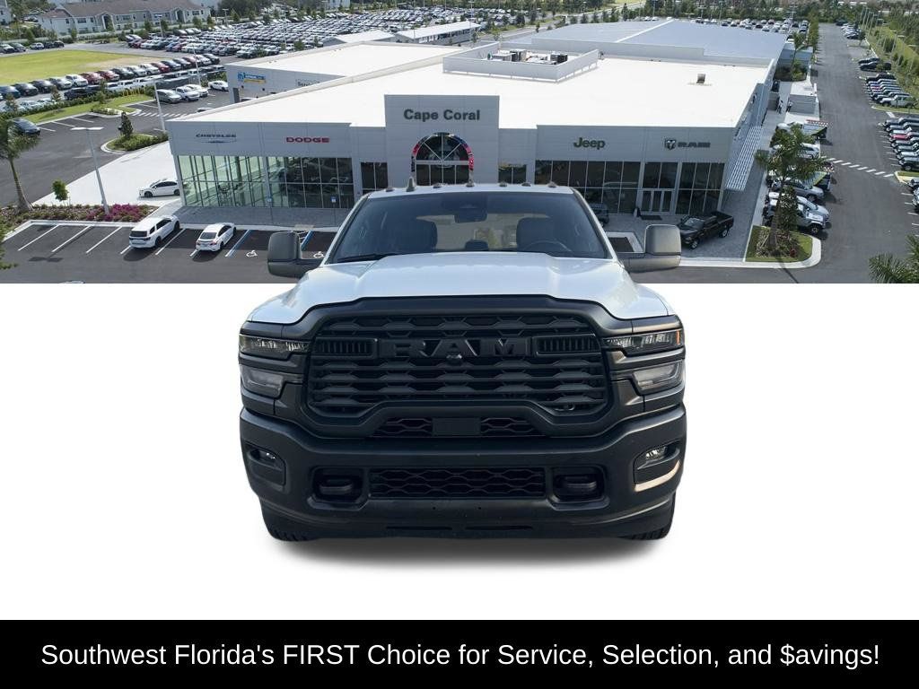 Used 2025 RAM 3500 Tradesman AWD/4WD image 2